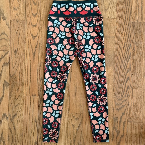 Hadley Pollet Women’s Peach Zinnia Oasis Leggings Size Small - Picture 7 of 10